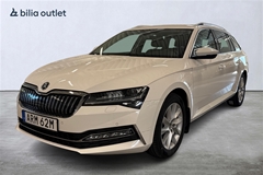 Skoda Superb iV 1.4 PHEV Business Edt 218hk Cockpit Drag