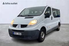 Renault TRAFIC PASSENGER 2.0 dCi 9-Sits Dragkrok Moms SoV 11