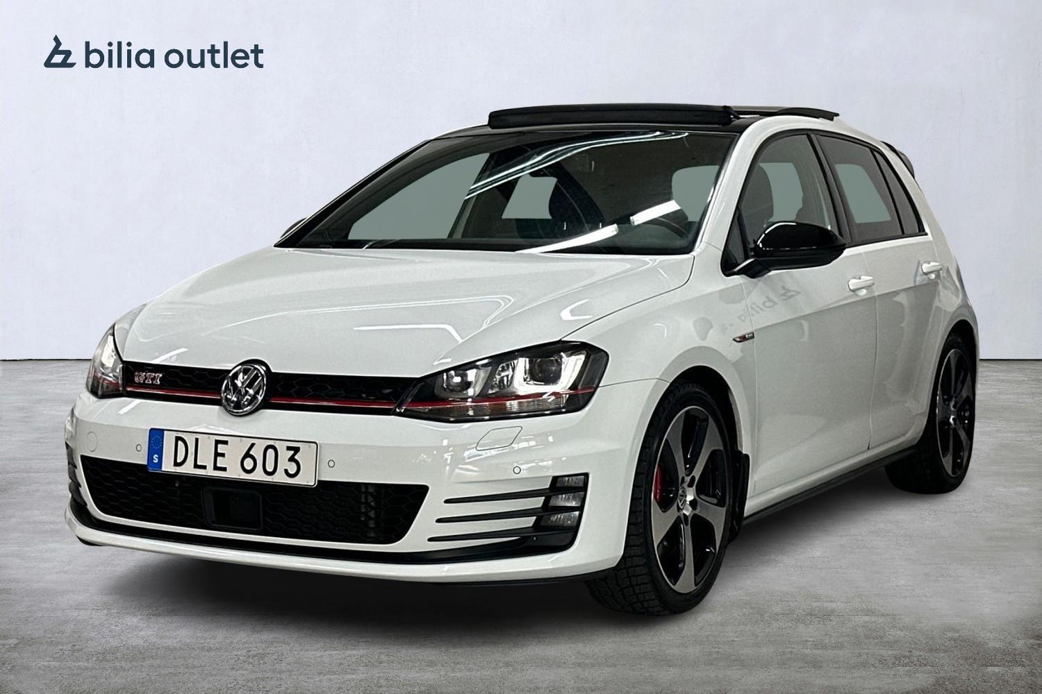 Volkswagen Golf 2.0 TSI GTI Performance 230hk Panorama B-kam