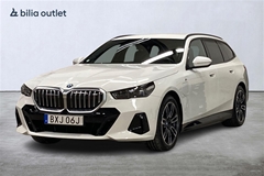 BMW 530e xDrive Touring M Sport 299hk Cockpit Drag