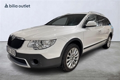 Skoda Superb 2.0 TDI 4x4 Panorama / Skinn / Navi / Värmare