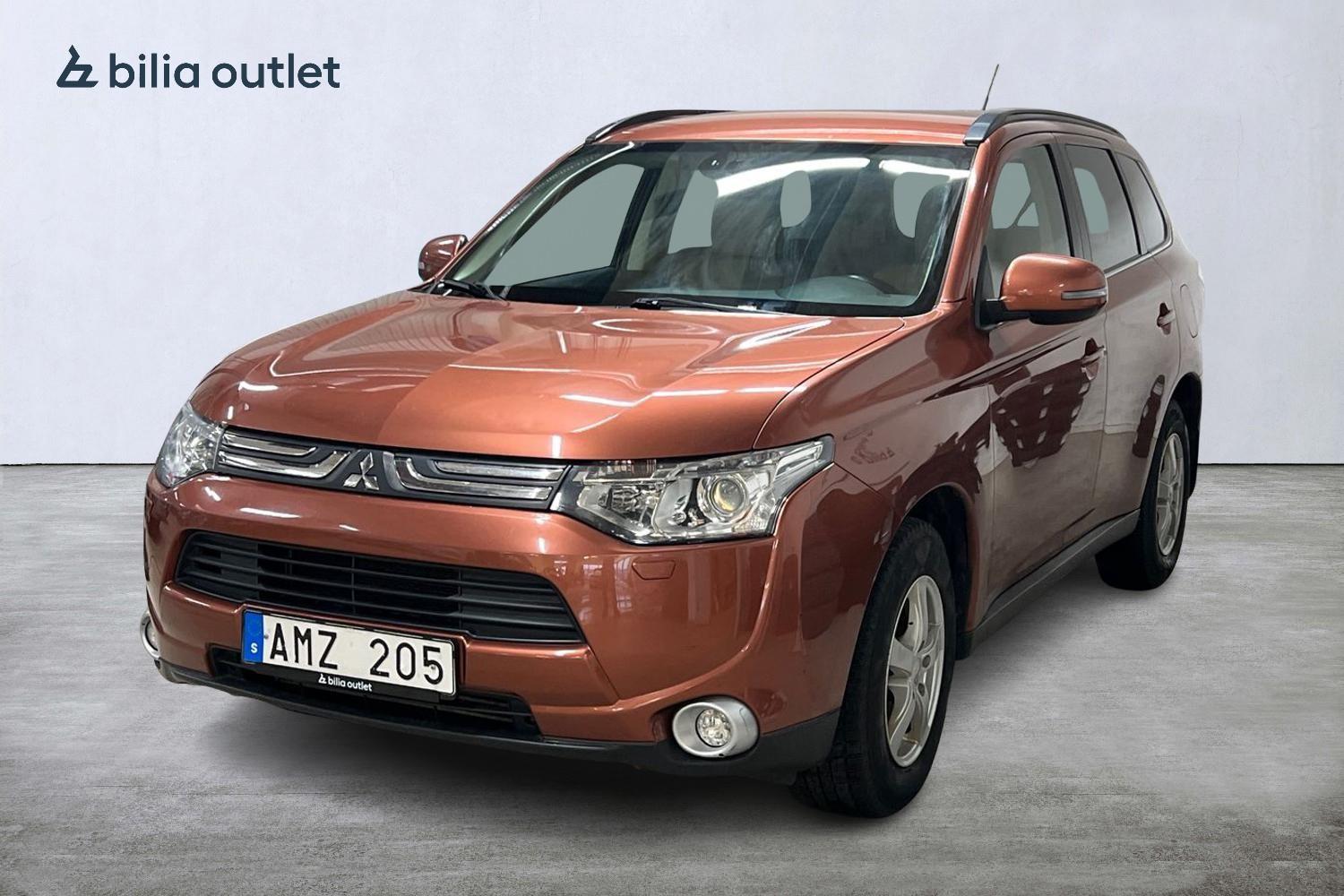 Mitsubishi OUTLANDER 2.2D 7-Sits 4WD Navi B-kamera 150hk