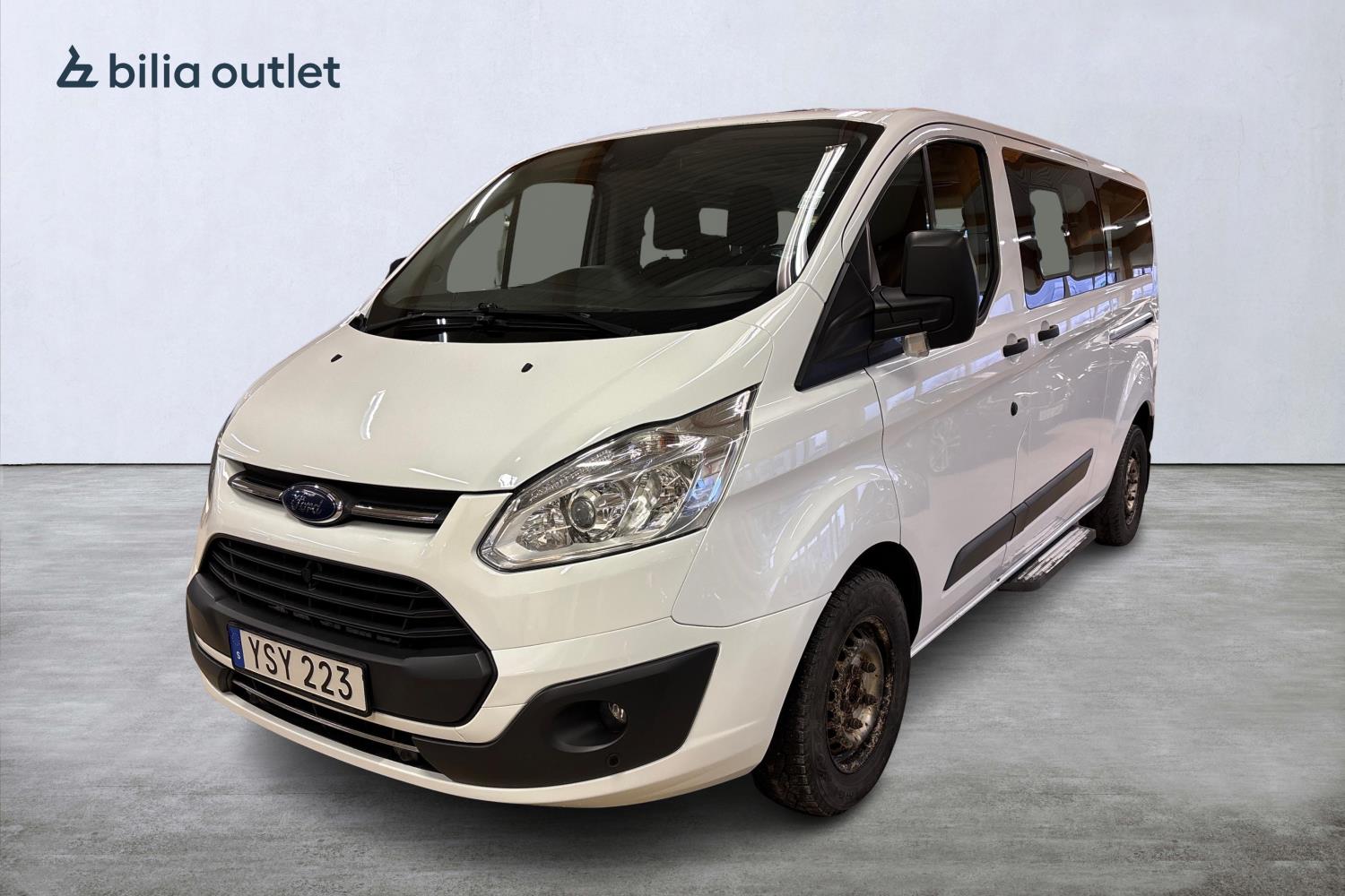 Ford Tourneo Custom 310 2.0 TDCi L2 9-sits / Värmare / Moms