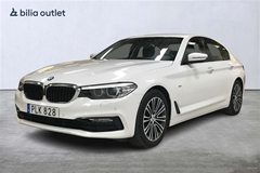 BMW 520d Sedan Sport line 190hk Navi B-kam Drag