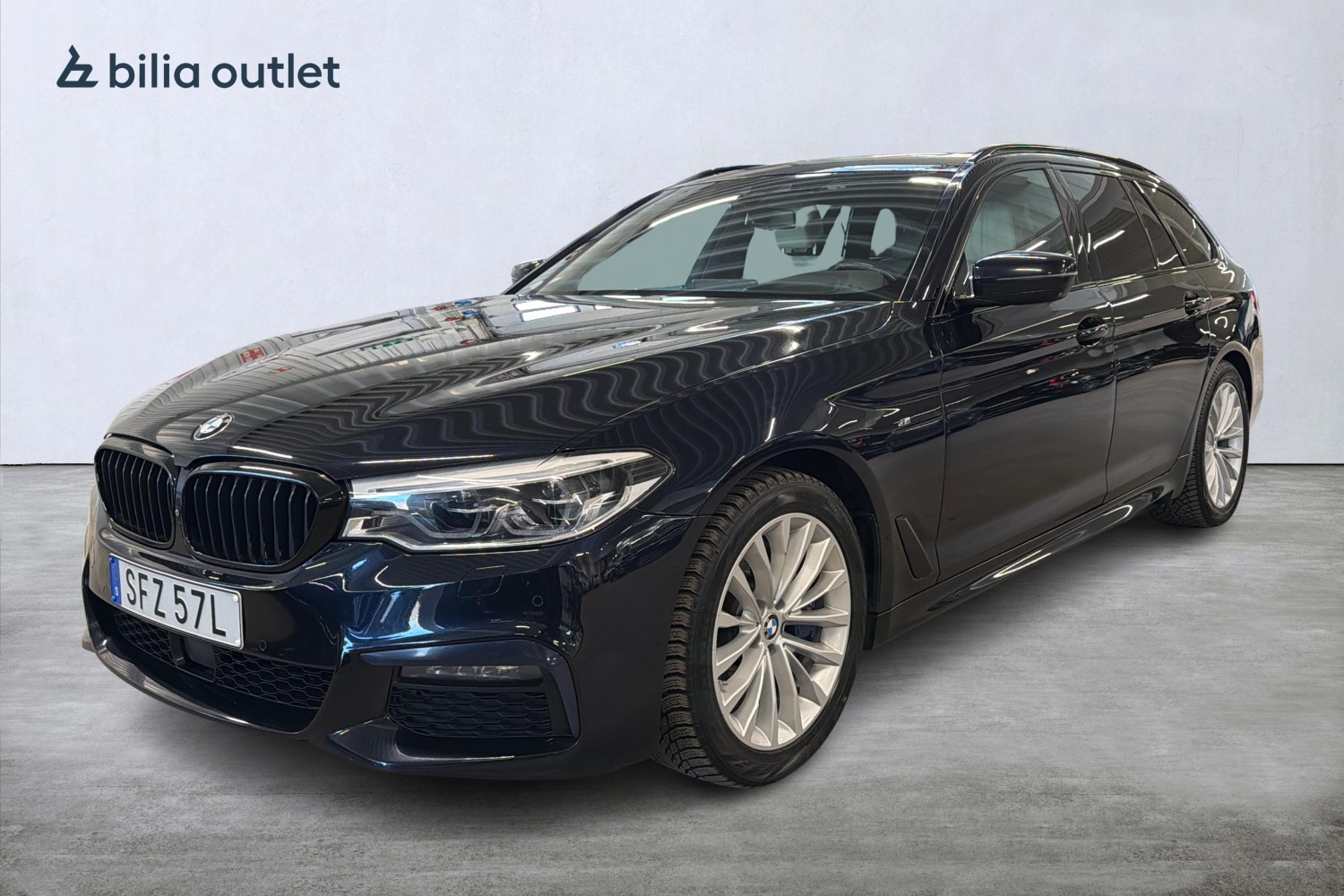 BMW 540 d xDrive Innovation M Sport 320hk Panorama HuD Drag 